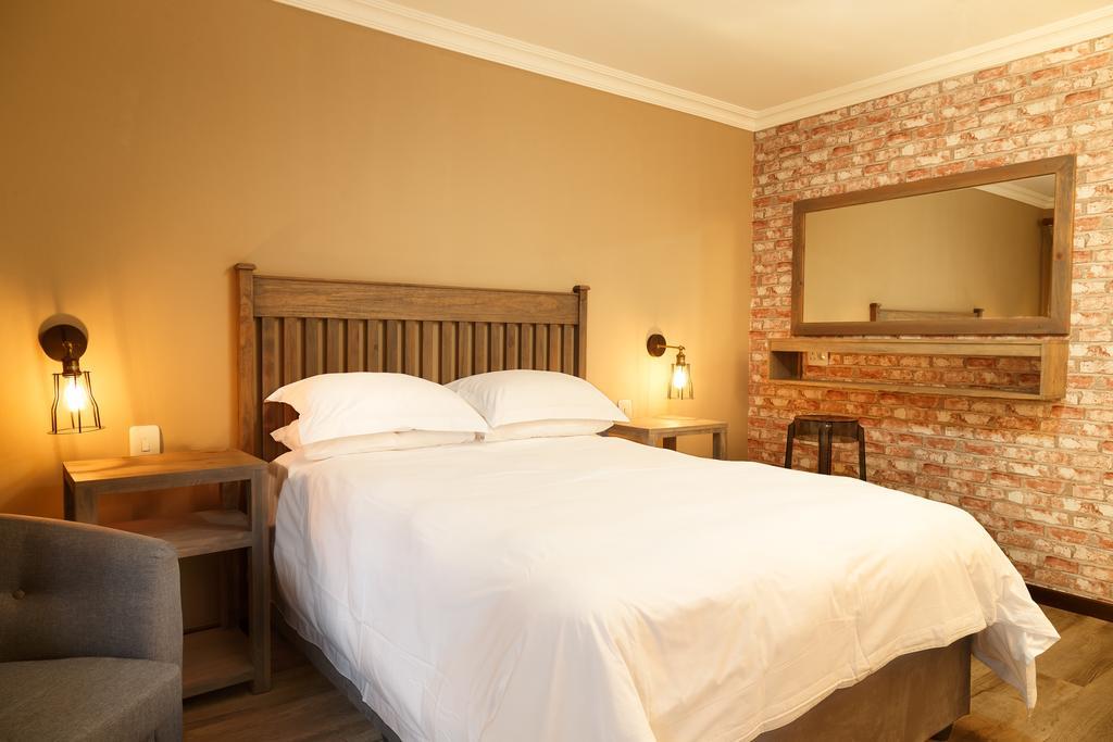 Loerie Guest Lodge Джордж Екстериор снимка