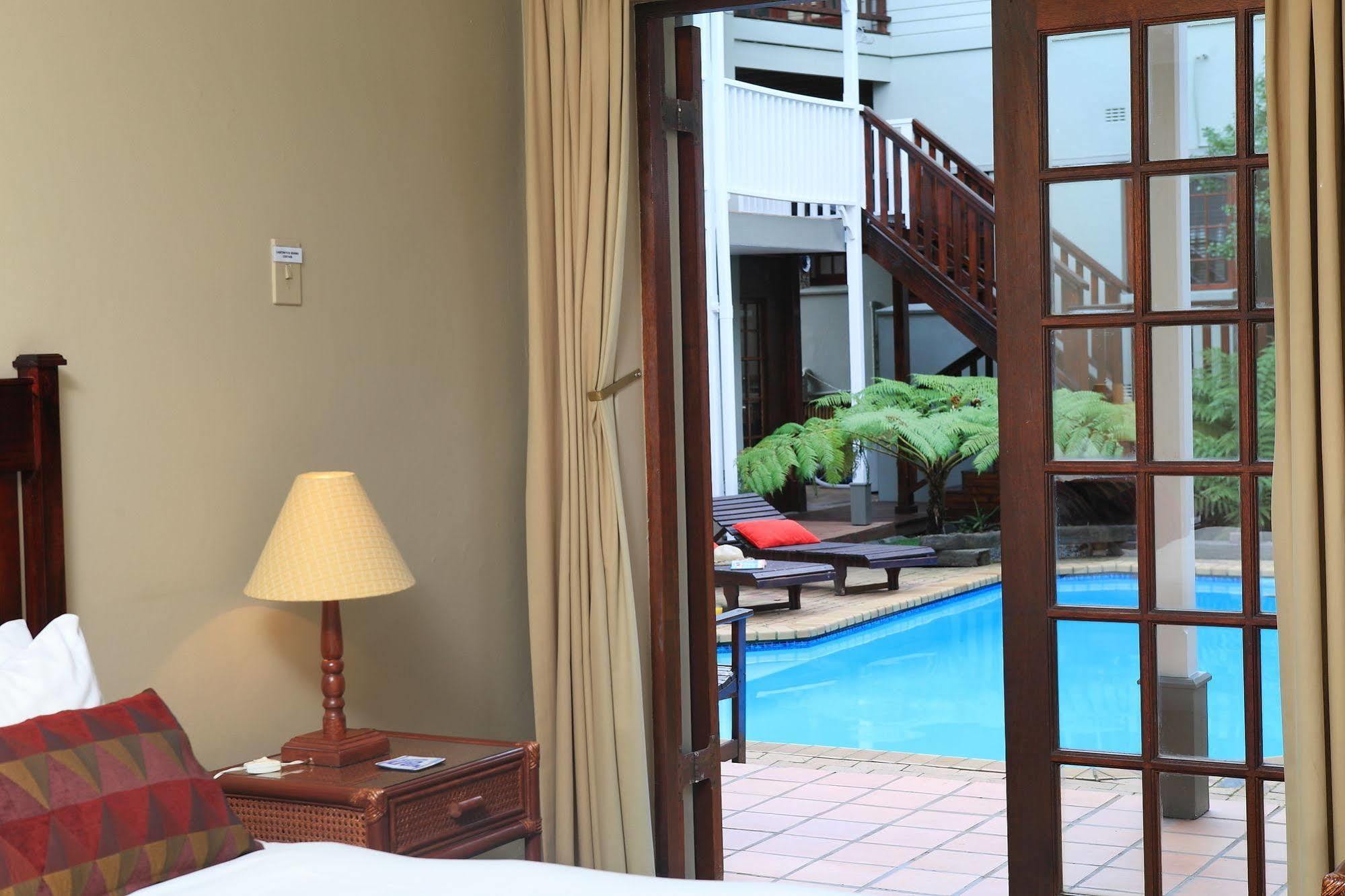 Loerie Guest Lodge Джордж Екстериор снимка